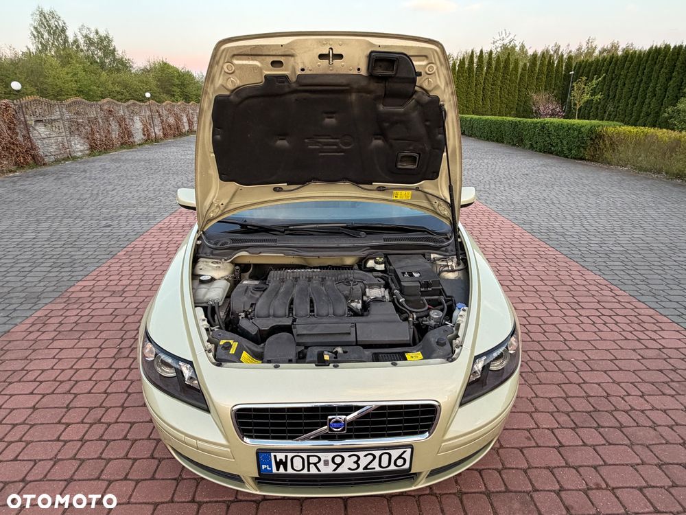 Volvo S40 2.4i Momentum - 18