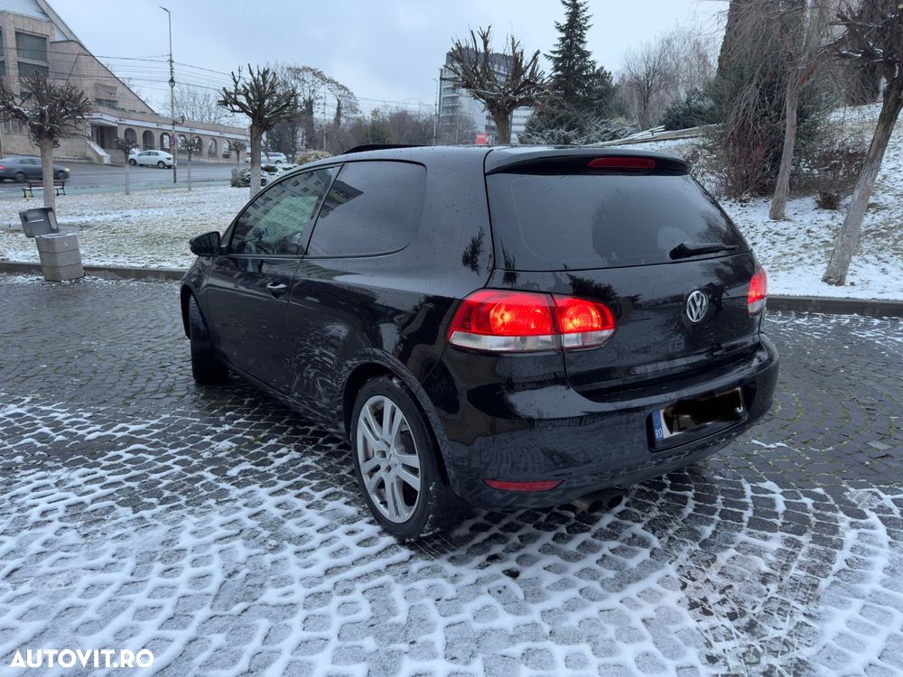 Volkswagen Golf 2.0 TDI Comfortline - 4