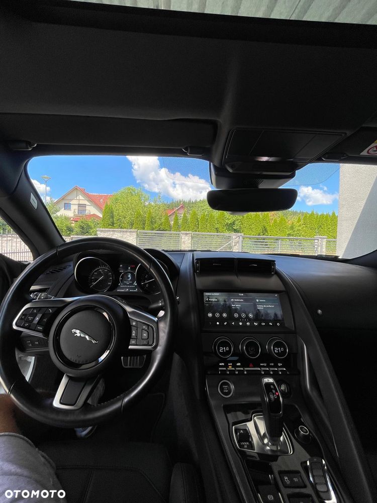 Jaguar F-Type 2.0 Turbo R-Dynamic - 17