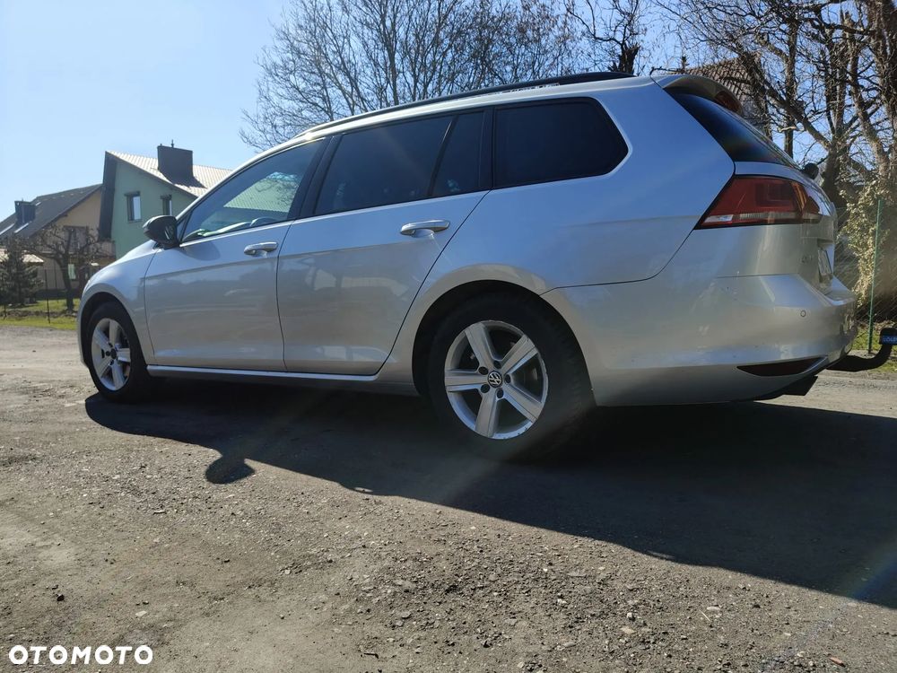 Volkswagen Golf 1.6 TDI DPF Comfortline - 11