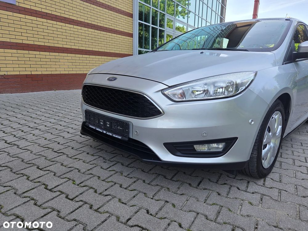 Ford Focus Turnier 1.5 TDCi ECOnetic 88g Start-Stopp-Sy Business - 40