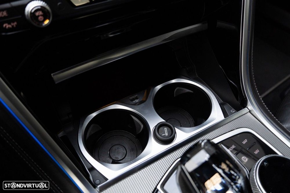 BMW 840 d xDrive Pack M - 41