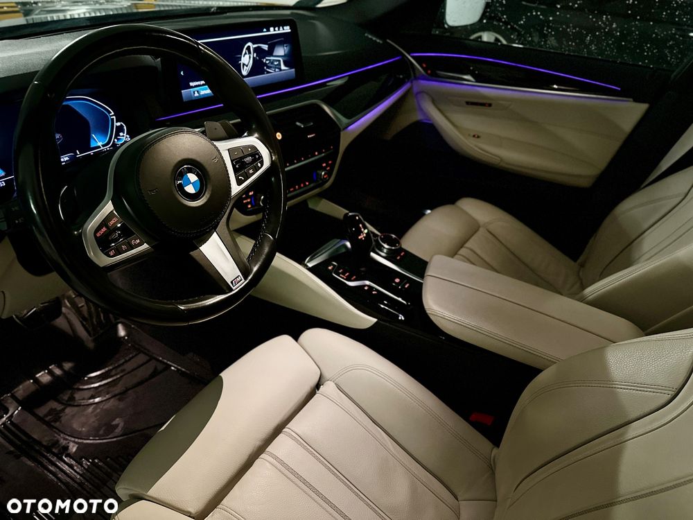BMW Seria 5 545e xDrive - 10