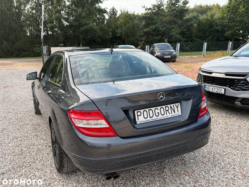 Mercedes-Benz Klasa C 180 Kompressor BlueEFFICIENCY Special Edition - 6
