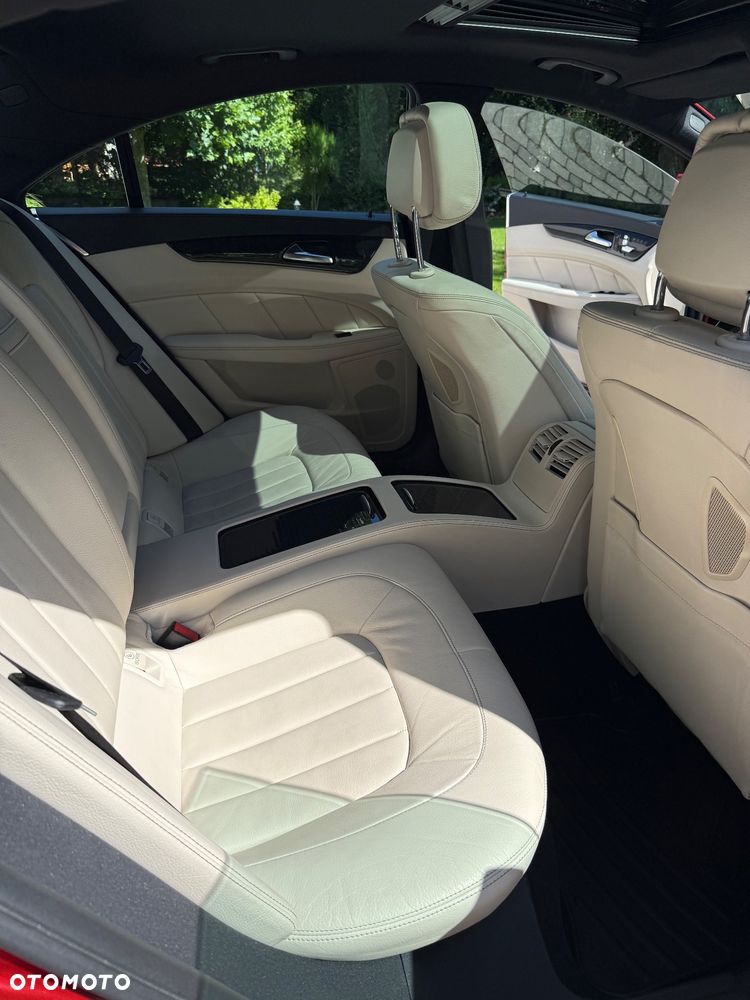 Mercedes-Benz CLS - 12