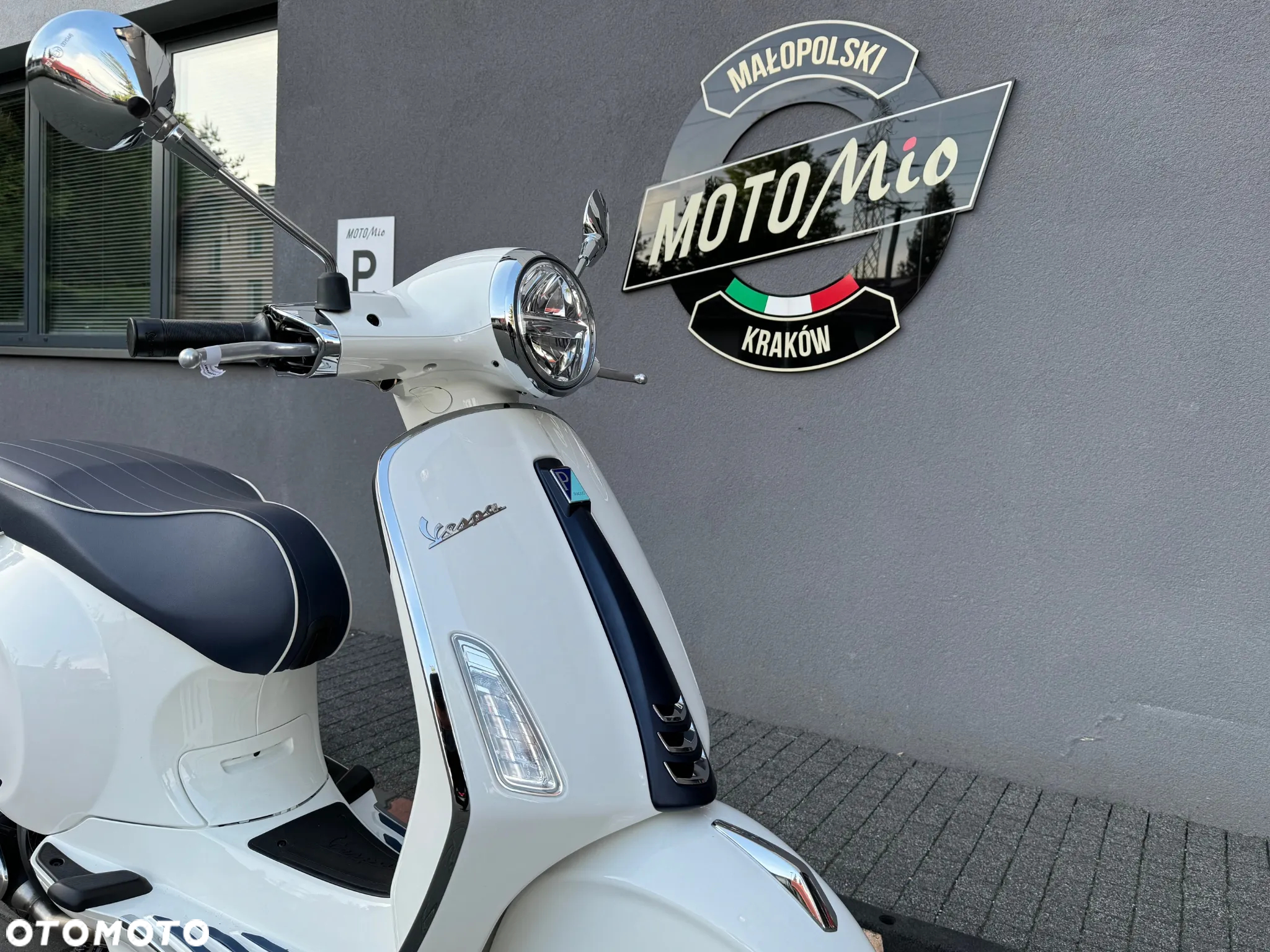 Vespa Primavera - 9