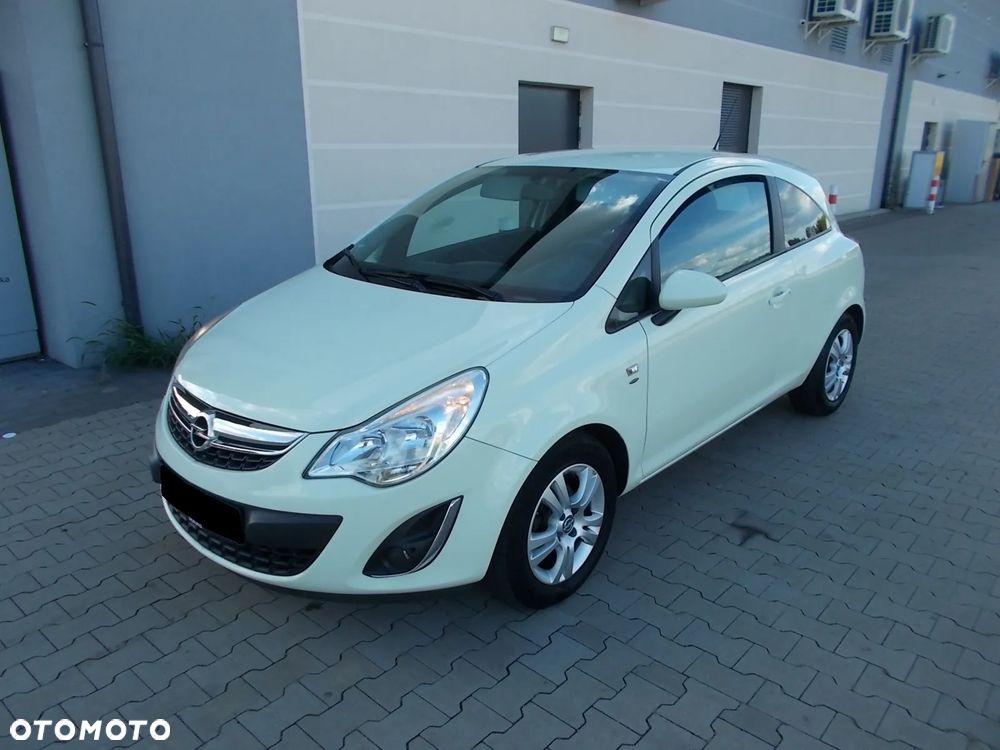 Opel Corsa 1.4 16V Satellite - 4