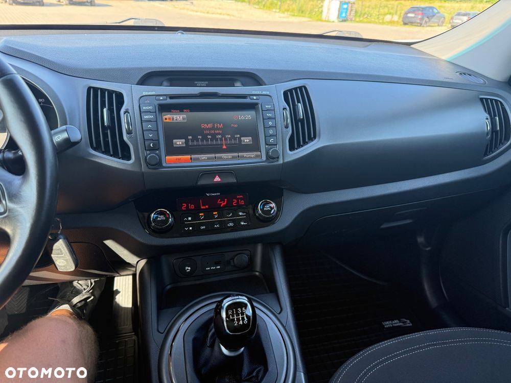 Kia Sportage 1.7 CRDI 2WD ISG Dream-Team Edition - 33
