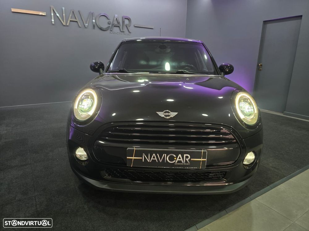 MINI 5 Portas Cooper D Auto - 3