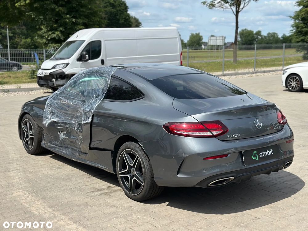 Mercedes-Benz Klasa C 200 4MATIC 9G-TRONIC - 9