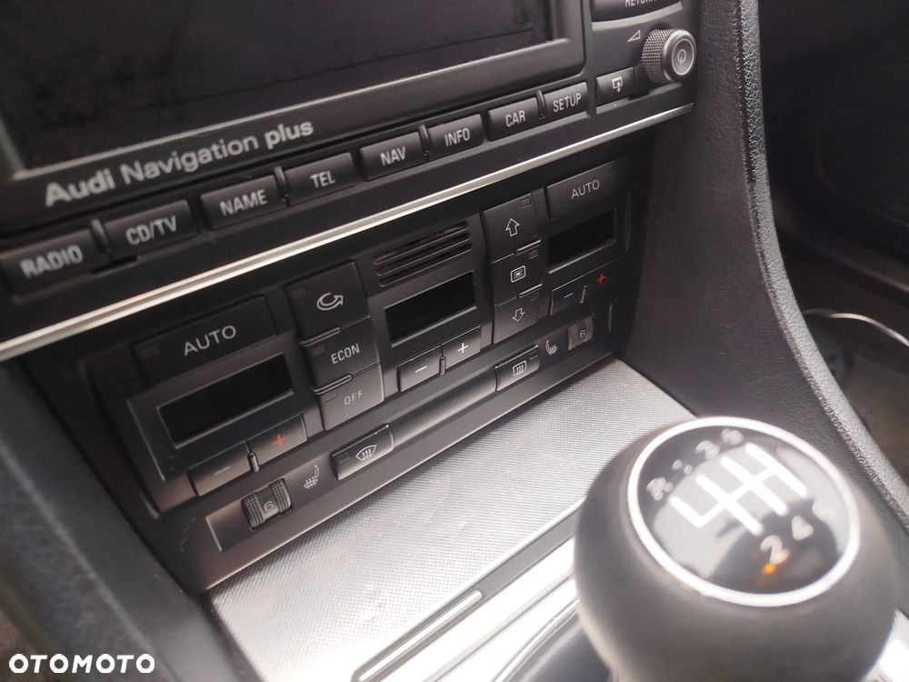 Audi A4 B7 komplet foteli S-Line - 6