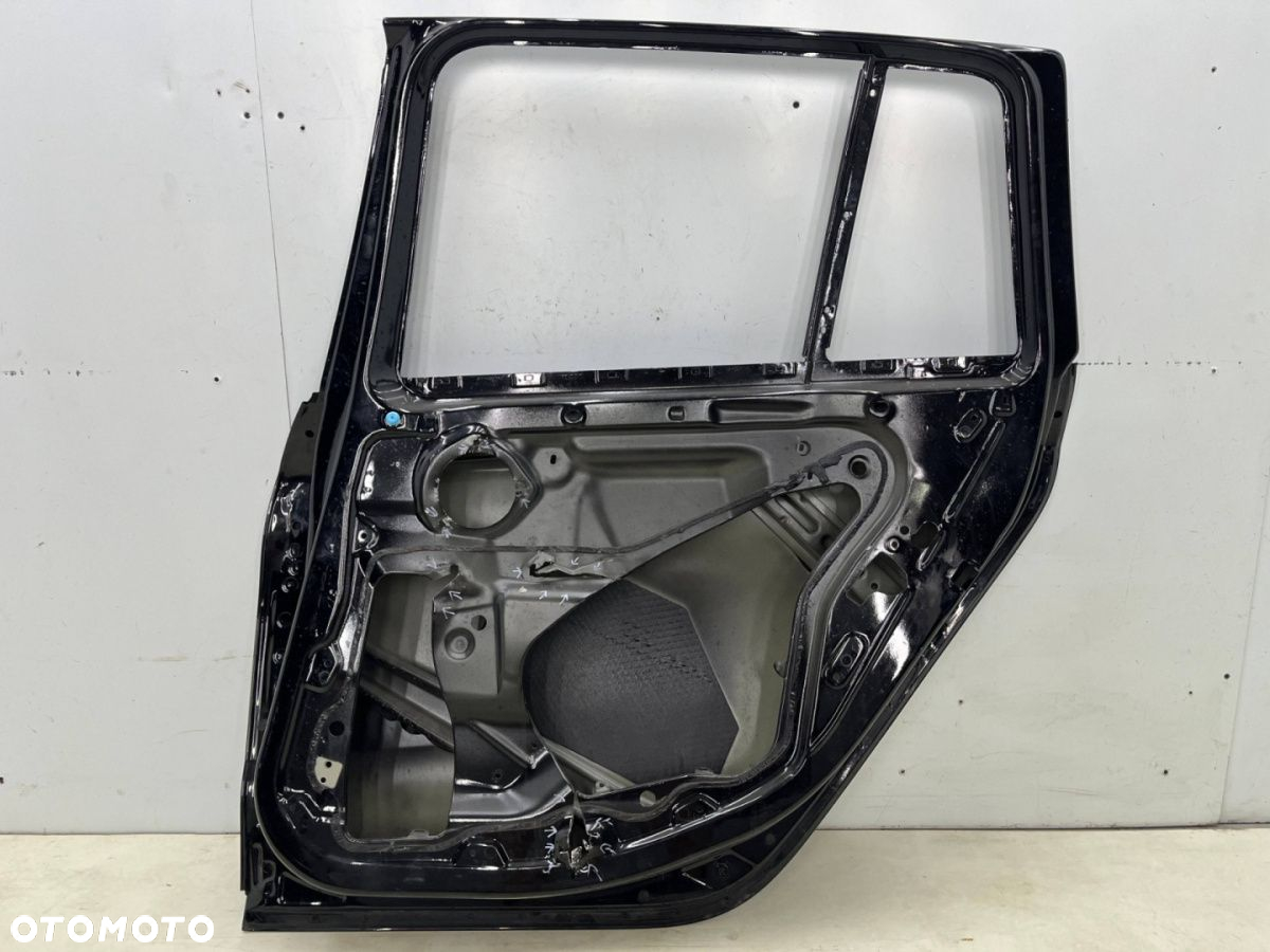 Drzwi BMW 2 F46 Gran Tourer 14-22r. prawe tylne prawy tył - 11