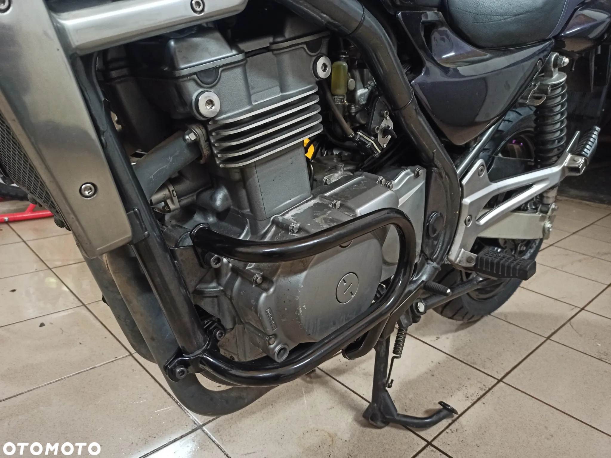 Kawasaki ER - 5