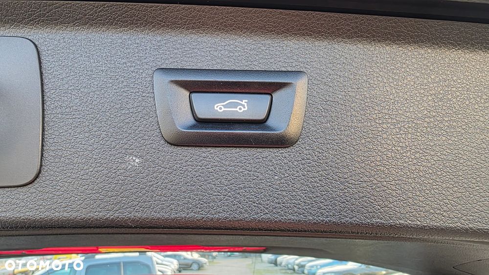 BMW Seria 2 218d Advantage - 24