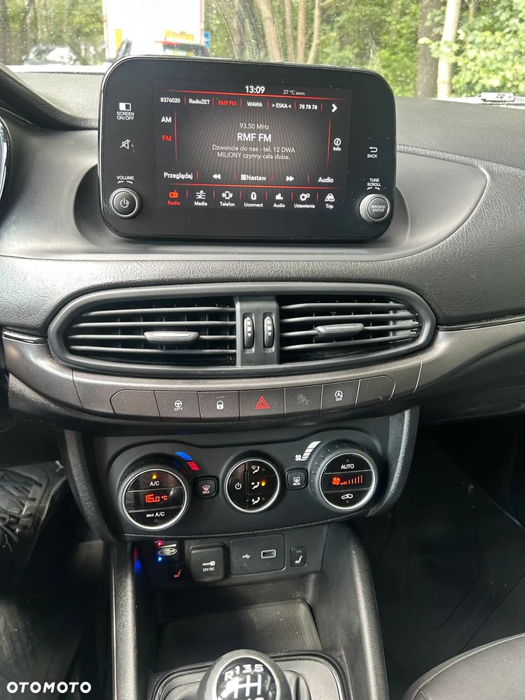 Fiat Tipo 1.4 T-Jet 16v S-Design - 10