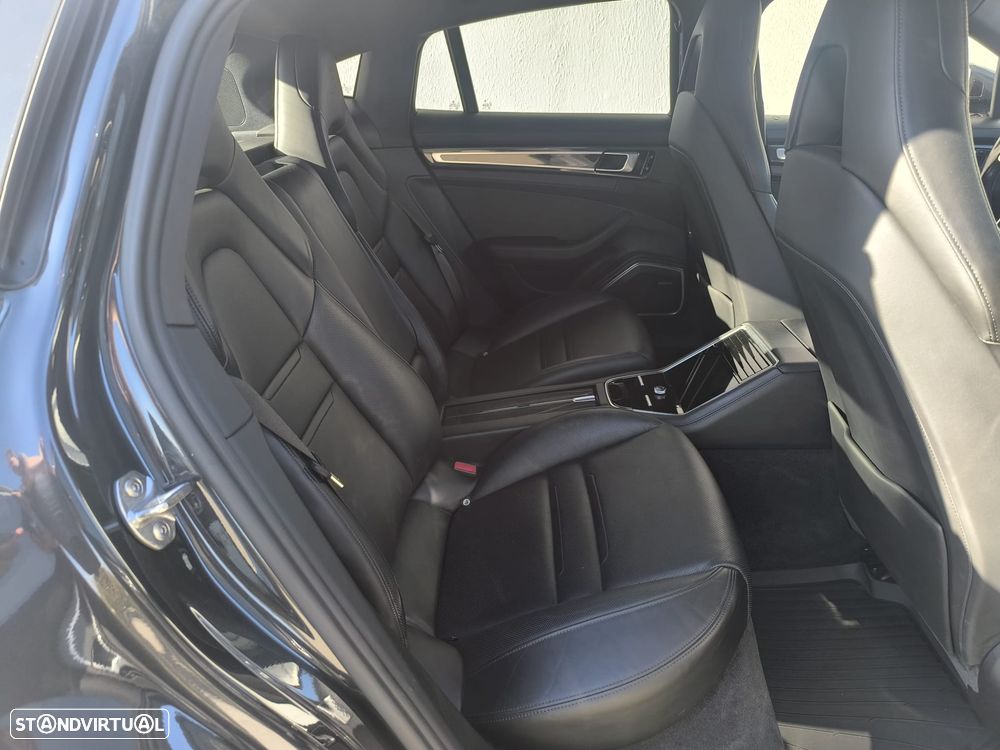 Porsche Panamera 4 E-Hybrid Executive - 18