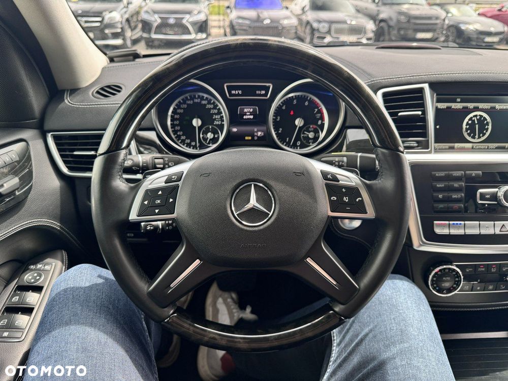 Mercedes-Benz GL 500 4Matic (BlueEFFICIENCY) 7G-TRONIC - 28