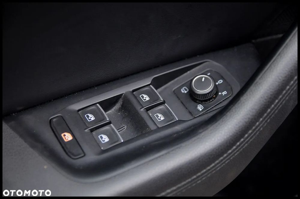 Volkswagen Passat - 24