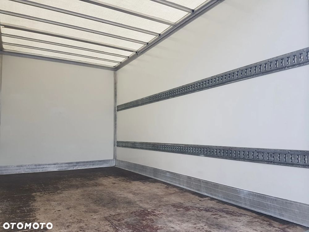 Renault MASTER KONTENER 8EP 4,22x2,25x2,23 KLIMA KRAJOWY MANUAL  6-BIEGÓW - 18