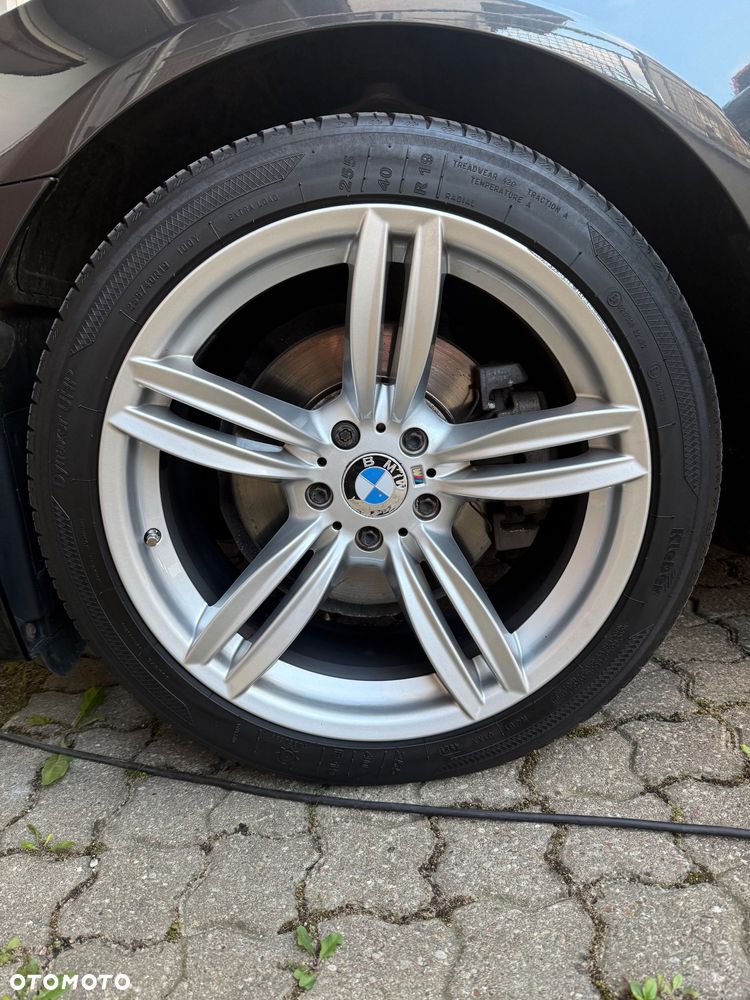 BMW Seria 5 520d xDrive - 25