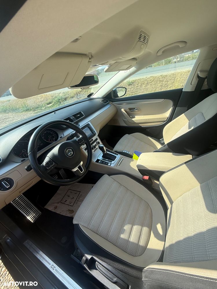 Volkswagen Passat CC 1.4 TSI DSG BMT - 10