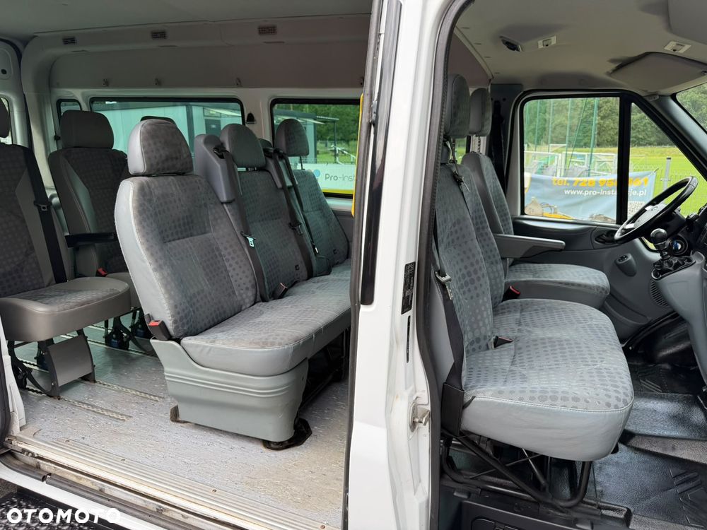 Ford Transit - 28