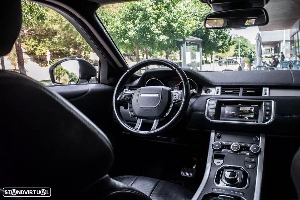 Land Rover Range Rover Evoque - 30