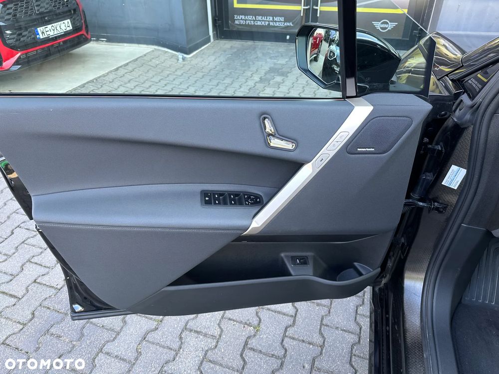 BMW iX xDrive40 76.6kWh Essence - 11