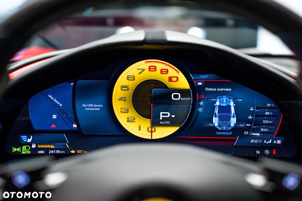 Ferrari Roma - 11