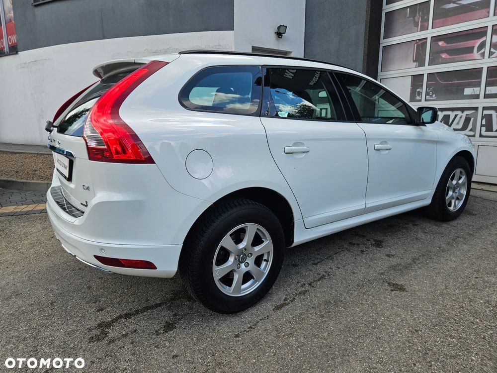 Volvo XC 60 D4 Drive-E Momentum - 8