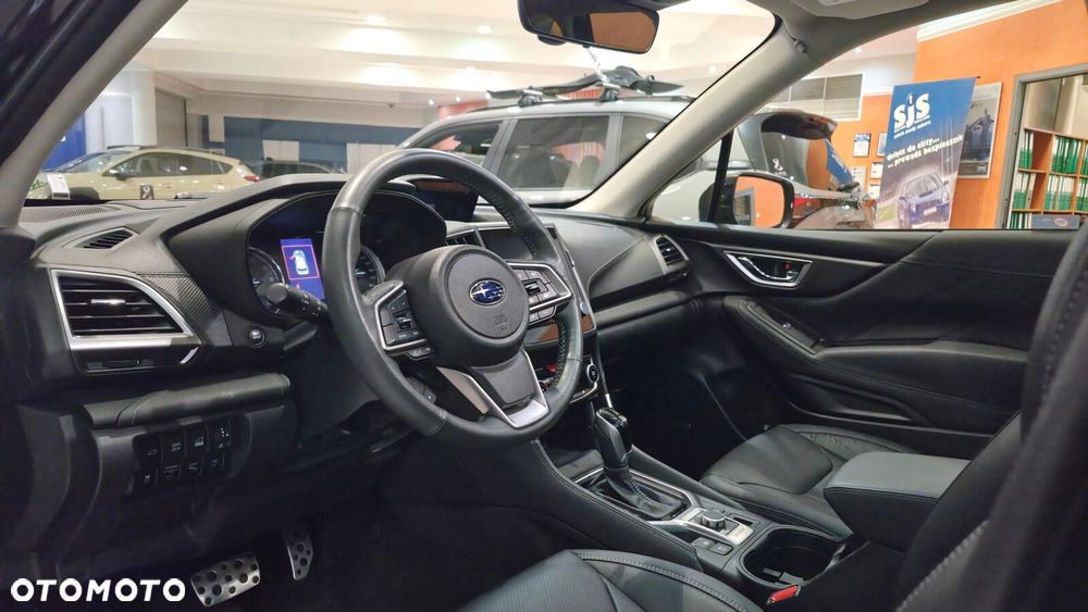 Subaru Forester 2.0i-L Platinum Black Edition EyeSight Lineartronic - 13