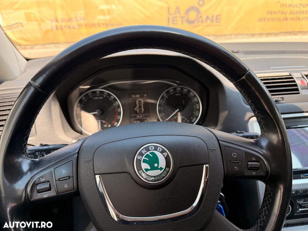 Skoda Octavia 1.6 TDI ELEGANCE DSG - 16