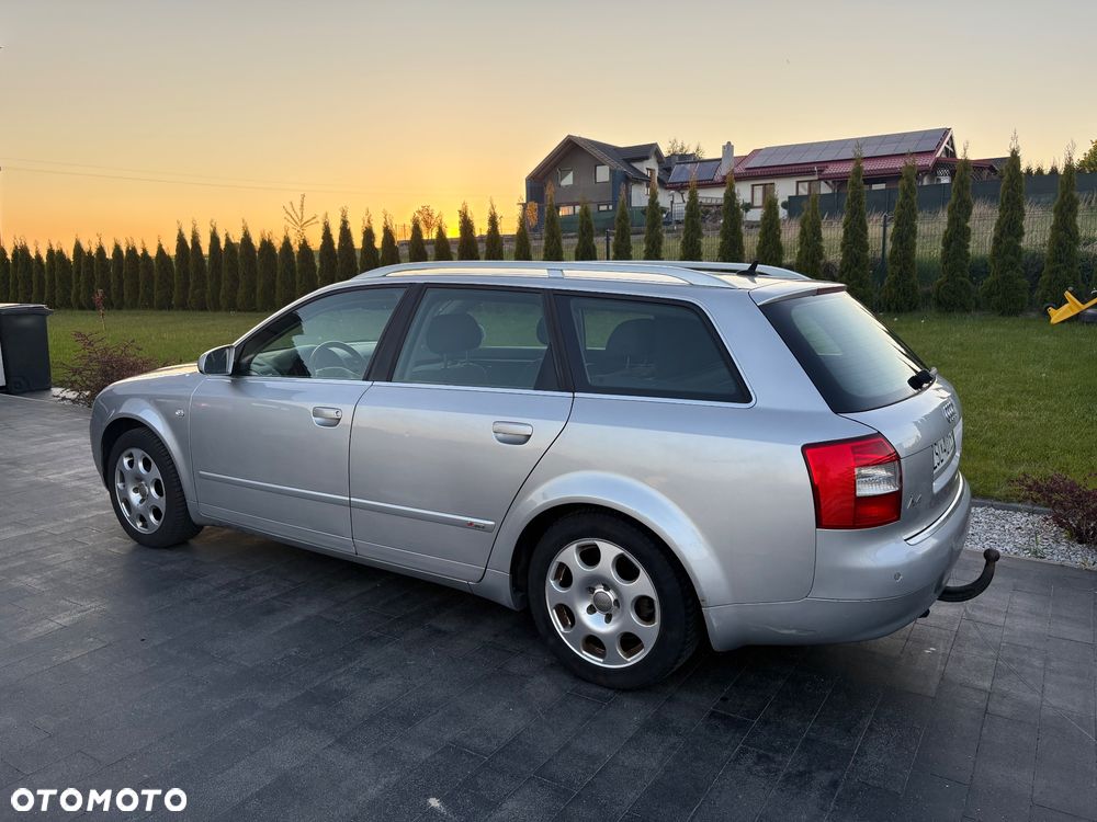 Audi A4 Avant - 3