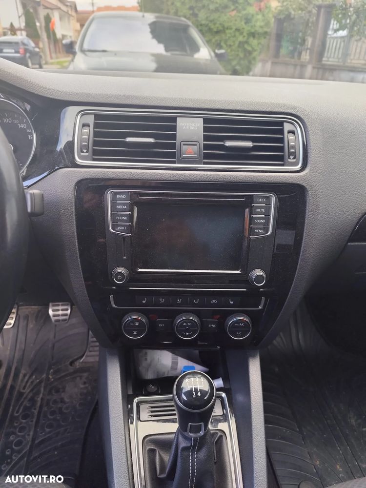 Volkswagen Jetta 1.4 TSI BlueMotion Technology - 7