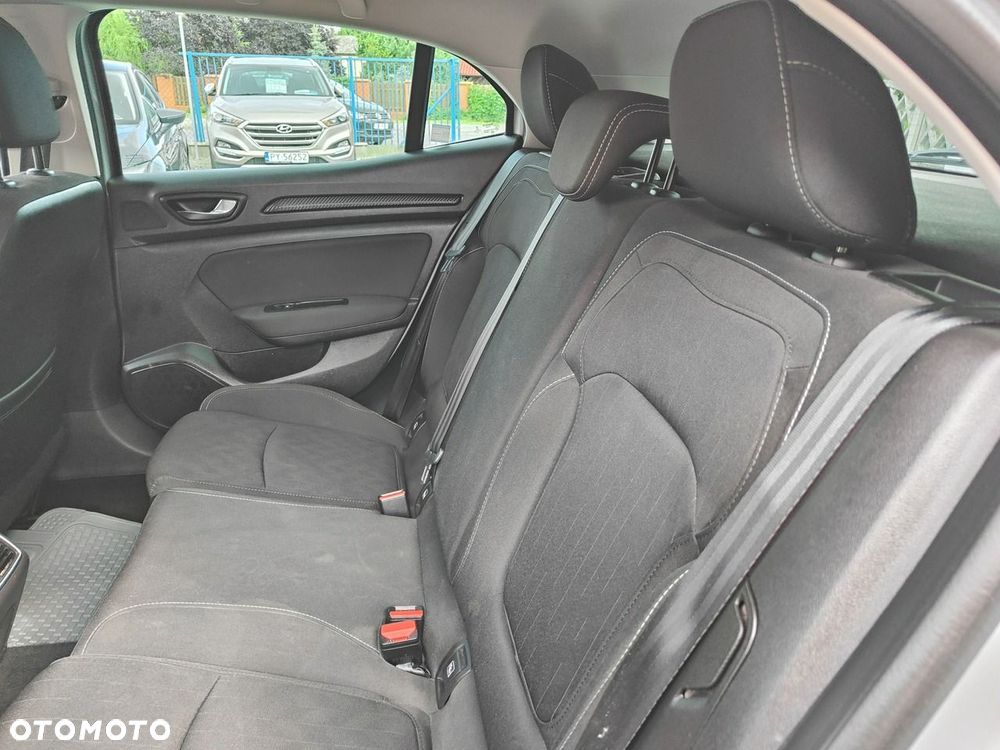 Renault Megane ENERGY TCe 130 LIMITED - 26