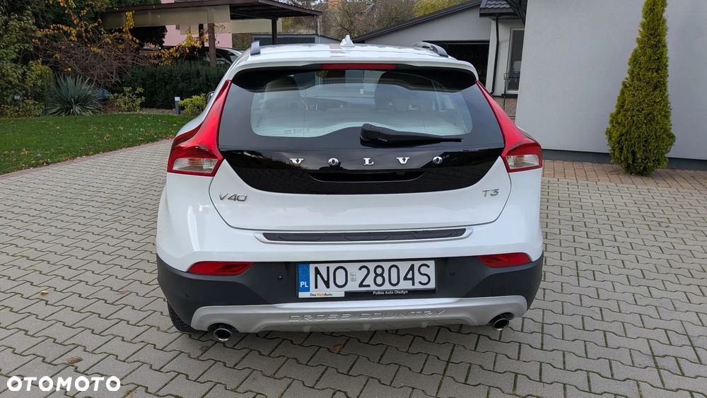 Volvo V40 2018 photo 5