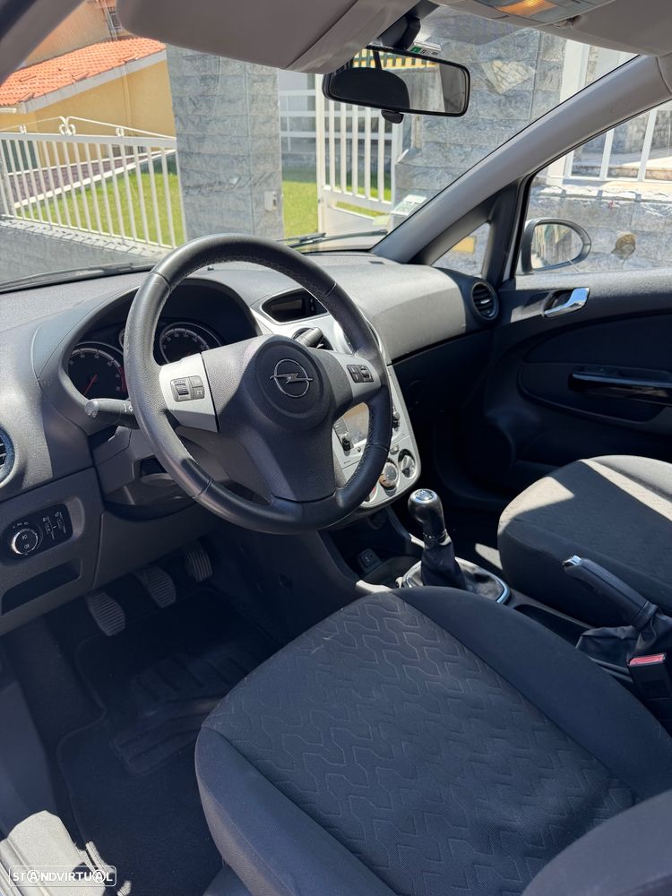 Opel Corsa 1.2 Go! FlexFuel - 7