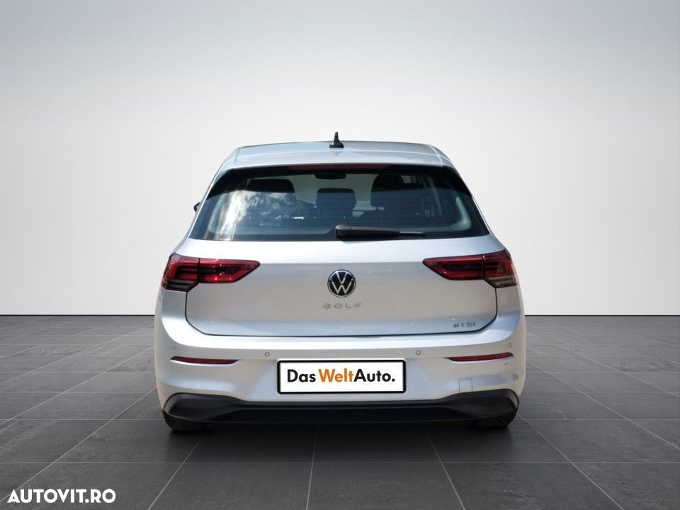 Volkswagen Golf 1.5 eTSI DSG MHEV Life - 6