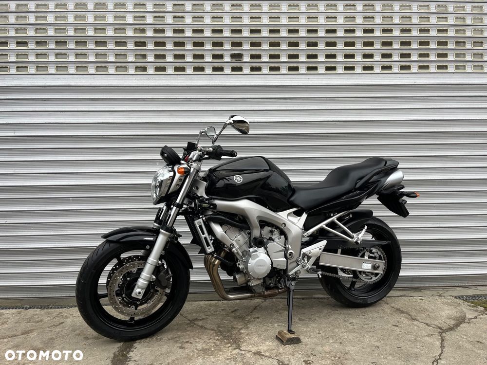 Yamaha FZ6 - 1
