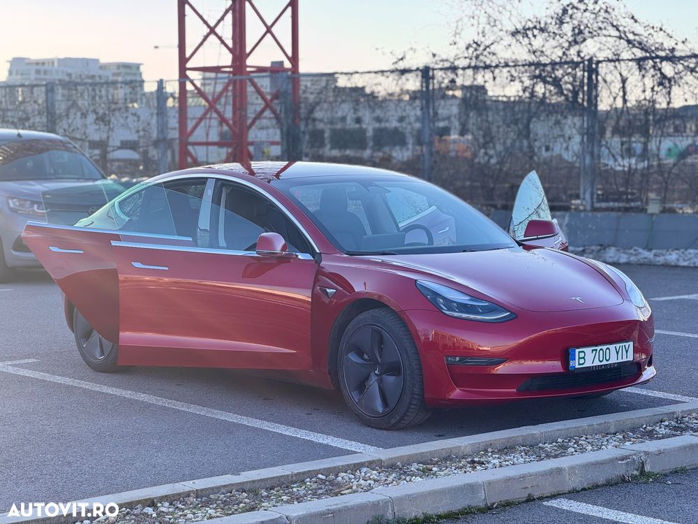 Tesla Model 3 Langstreckenbatterie Allradantrieb Dual Motor - 1