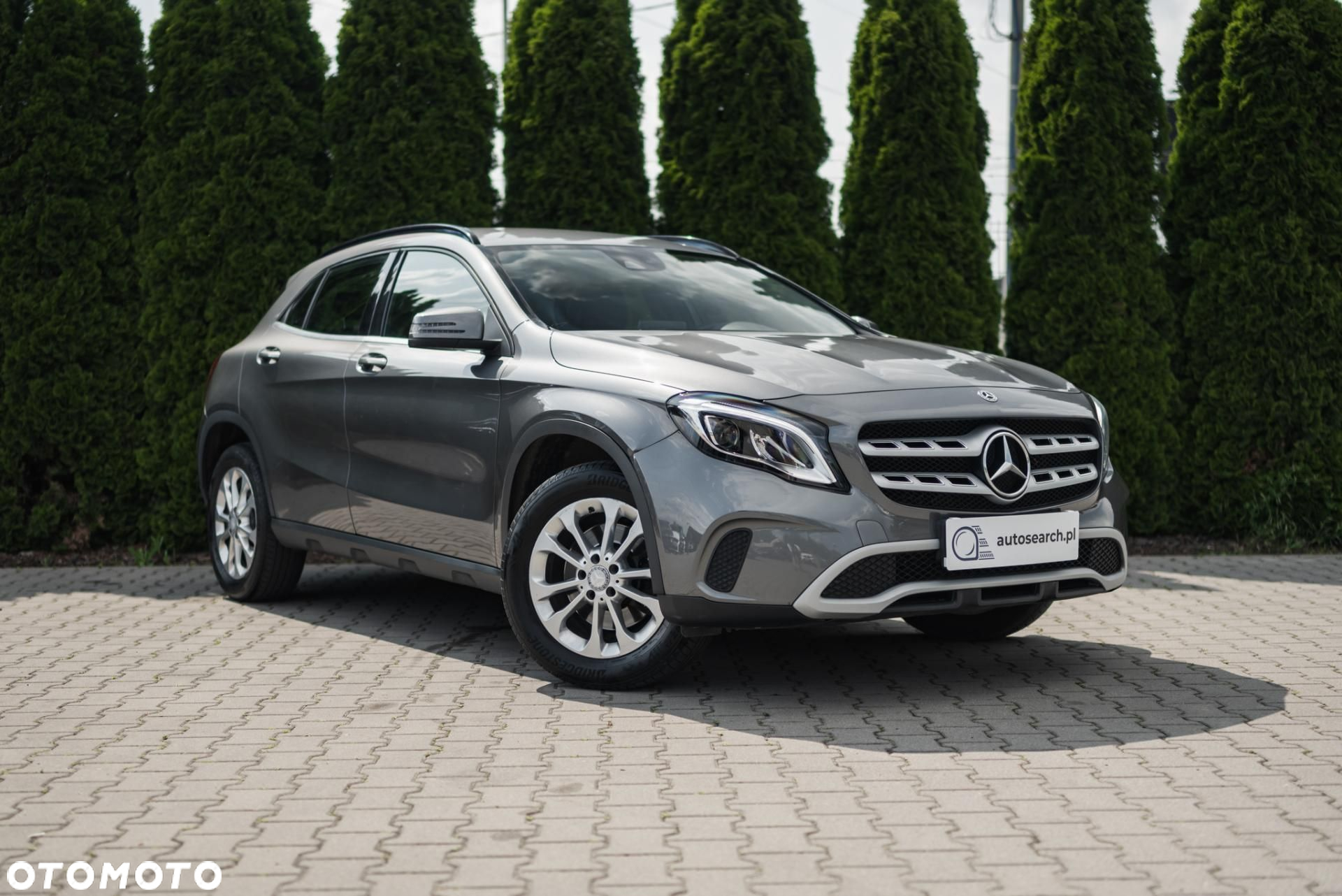 Mercedes-Benz GLA - 3