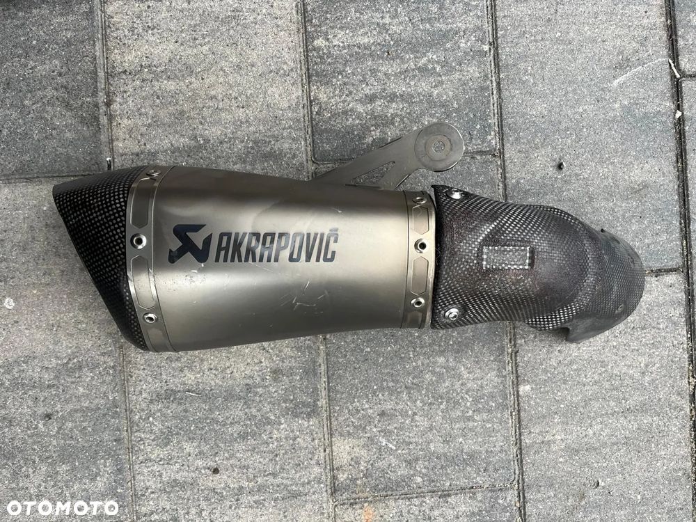 BMW S 1000 R K47 / S 1000 RR K46 13- 16 Tłumik AKRAPOVIC