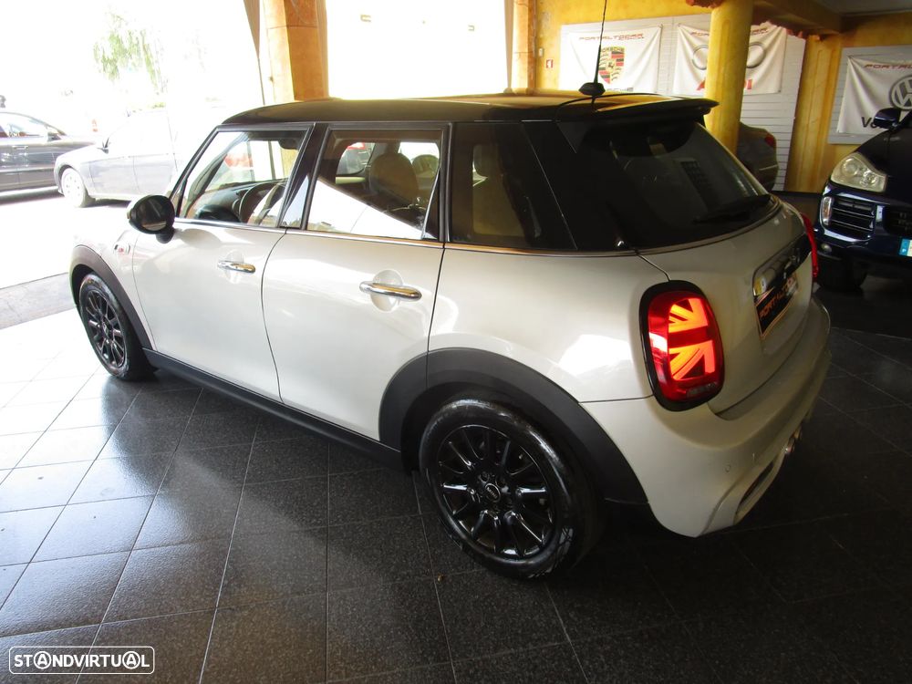 MINI 5 Portas Cooper SD Sport Aut. Seven - 47