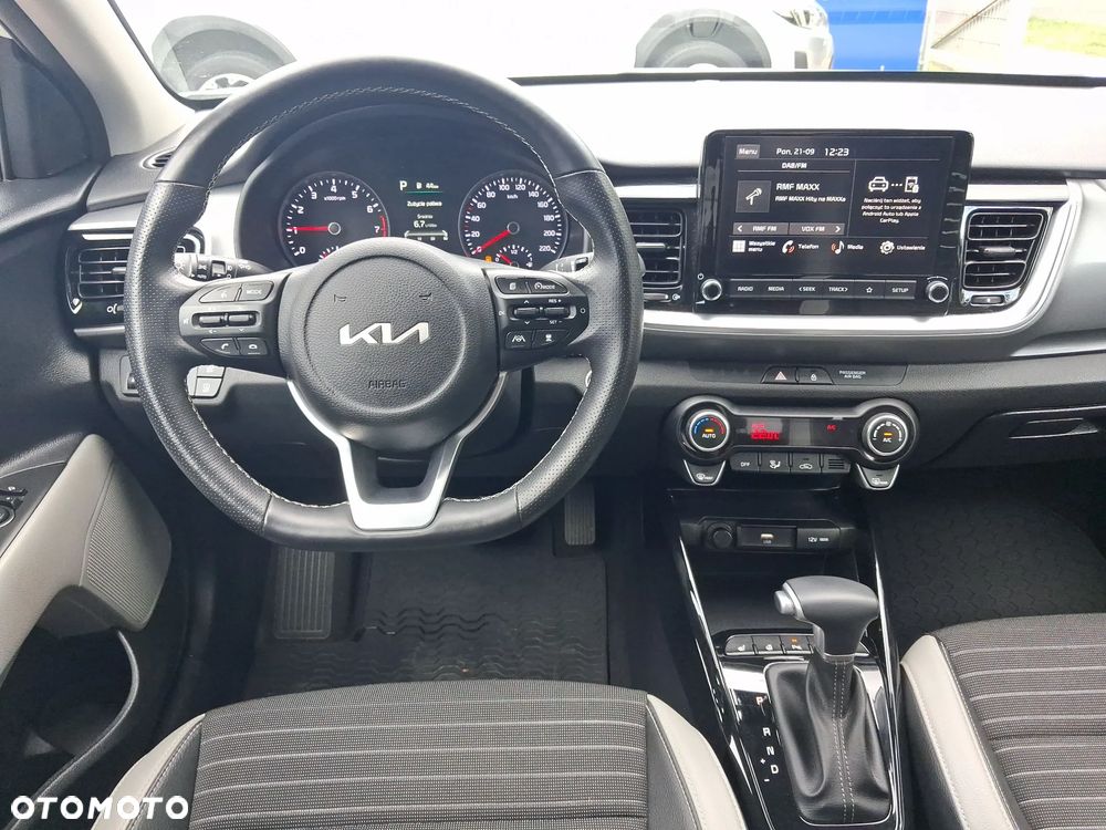 Kia Stonic 1.0 T-GDI L Business Line DCT - 15