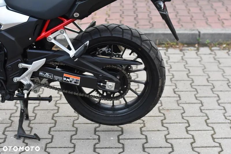 Honda CB - 30