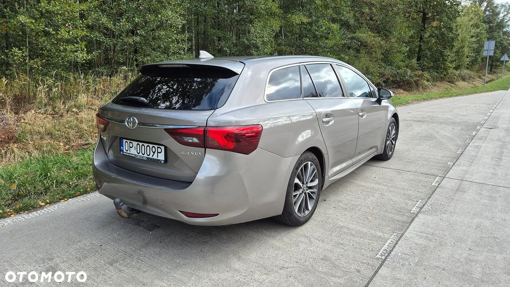 Toyota Avensis 1.8 Prestige - 8