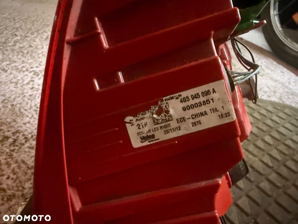 Lampa tylna prawa sedan Audi a6 s6 c7 4g - 4