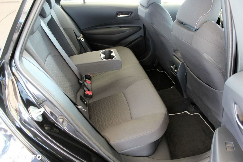 Toyota Corolla 1.8 Hybrid Comfort - 11