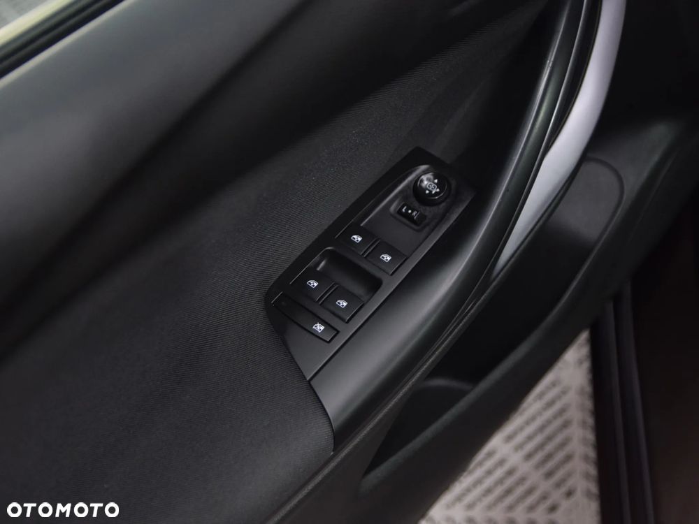 Opel Astra 1.4 Enjoy - 23