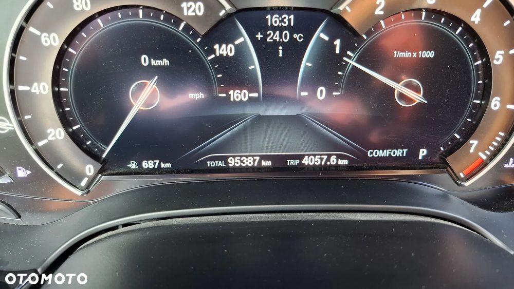 BMW Seria 5 530i Sport Line - 29